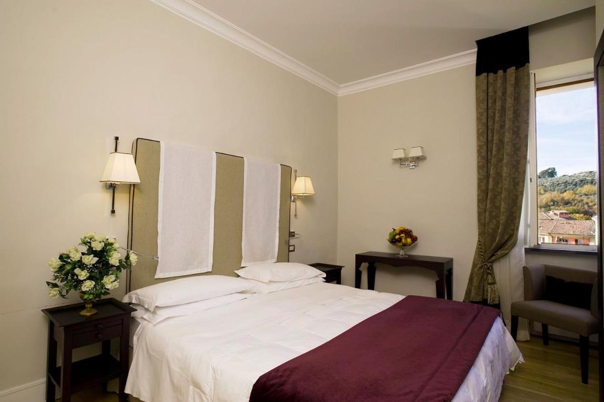 Hotel Clitunno Сполето Екстериор снимка